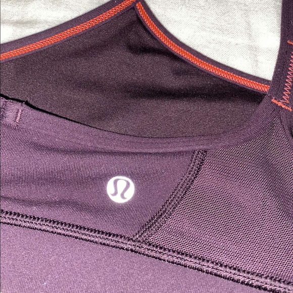 Lululemon Women’s Sports Bra - Picture 3 of 3